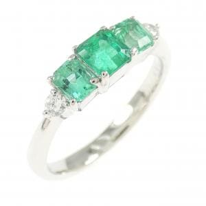 PT900 エメラルド リング 0.69CT
