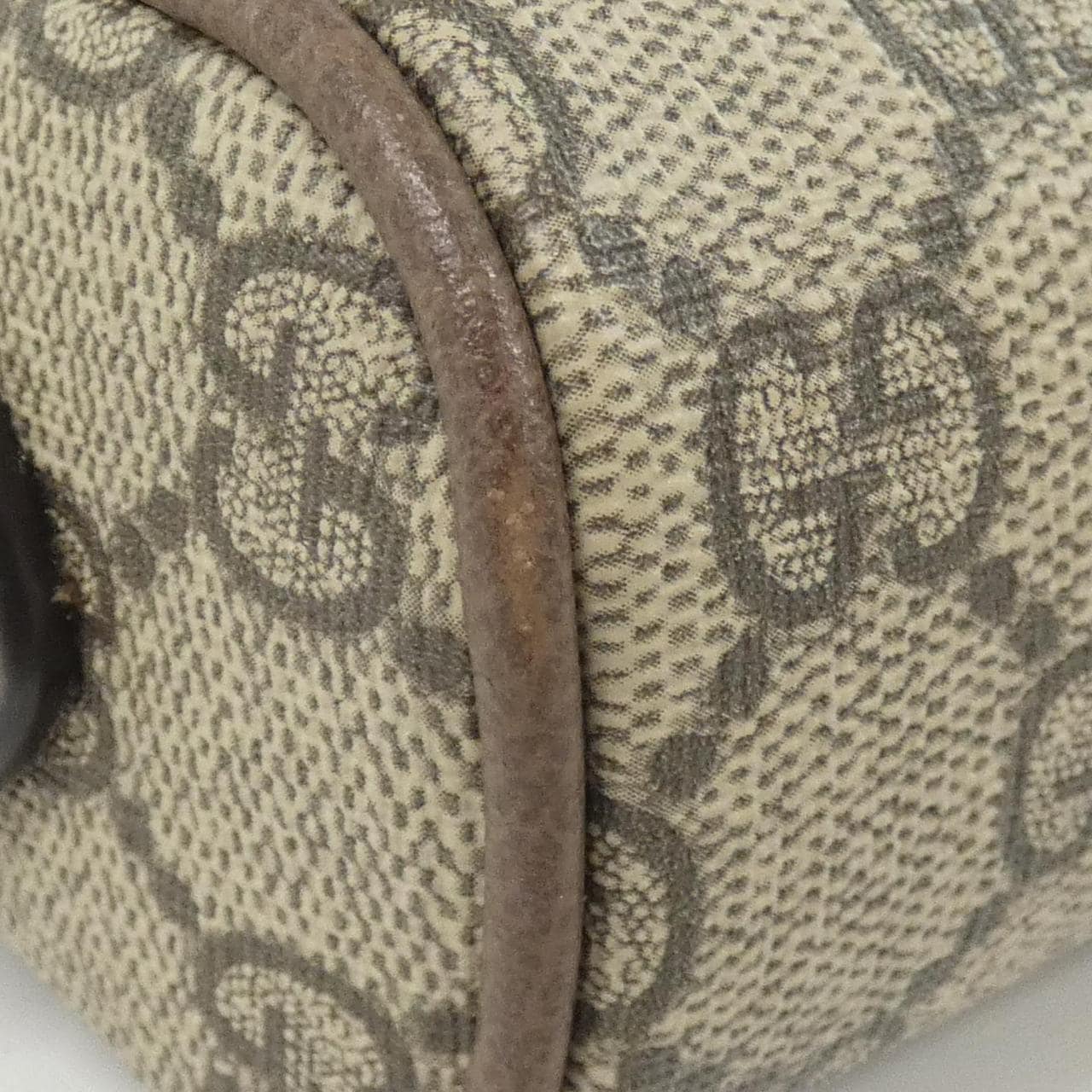 Gucci OPHIDIA 517350 96IWS shoulder bag