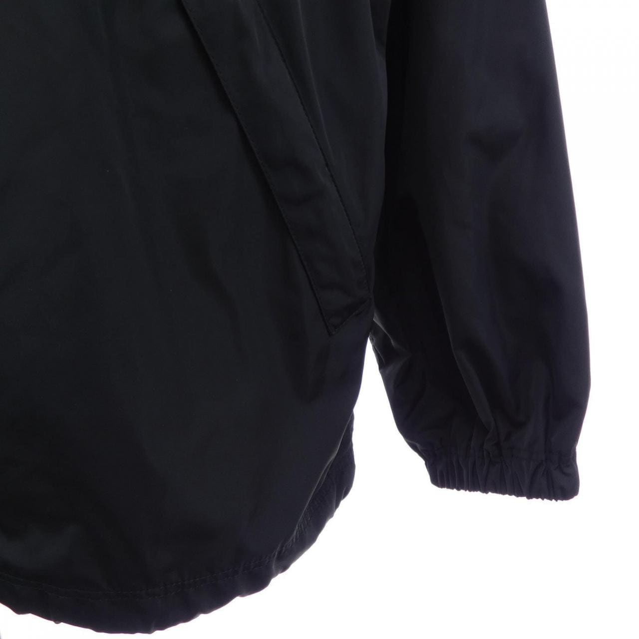 バレンシアガ BALENCIAGA 780817 TP006 UNISEX ブルゾン