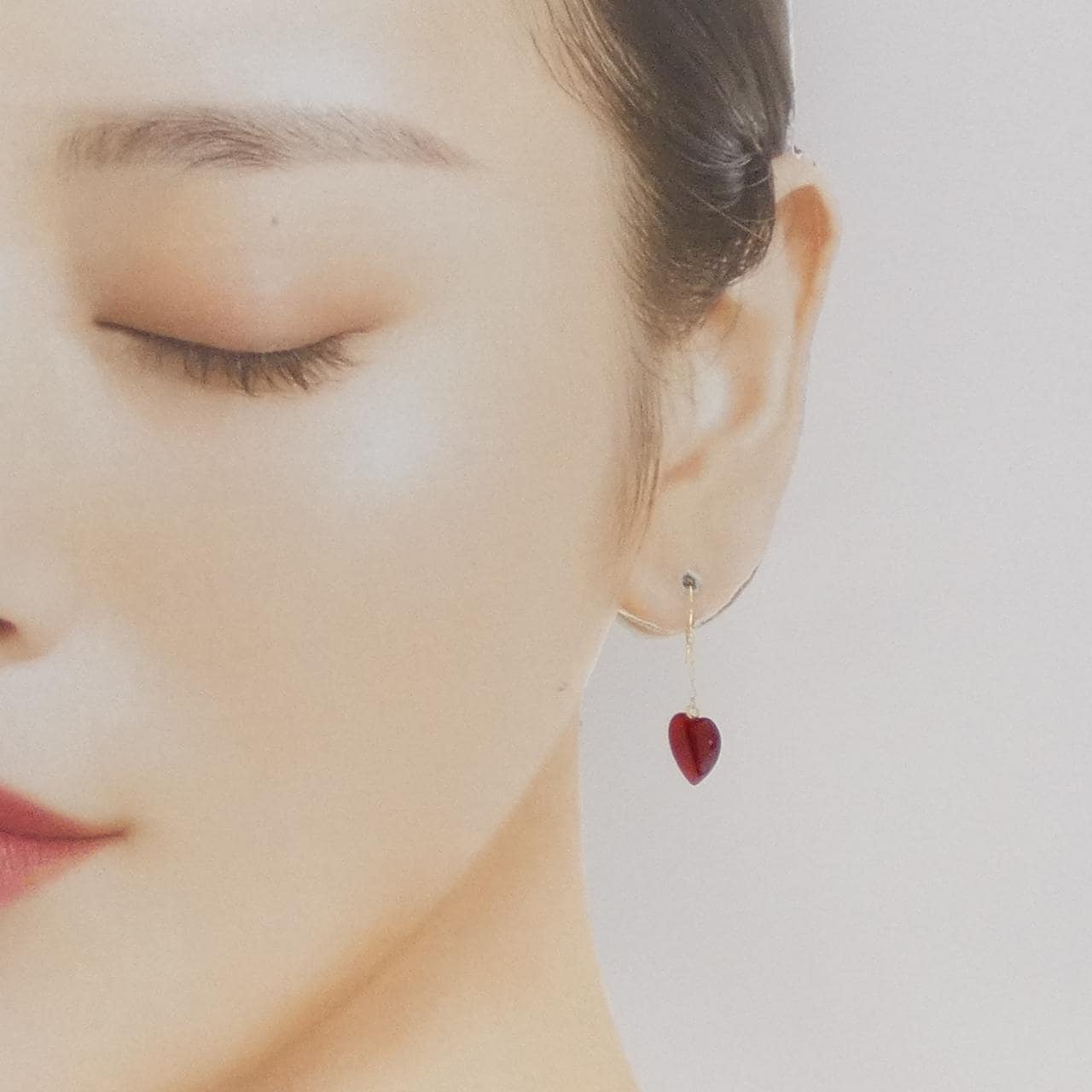 【新品】K18YG ハート メノウ ピアス