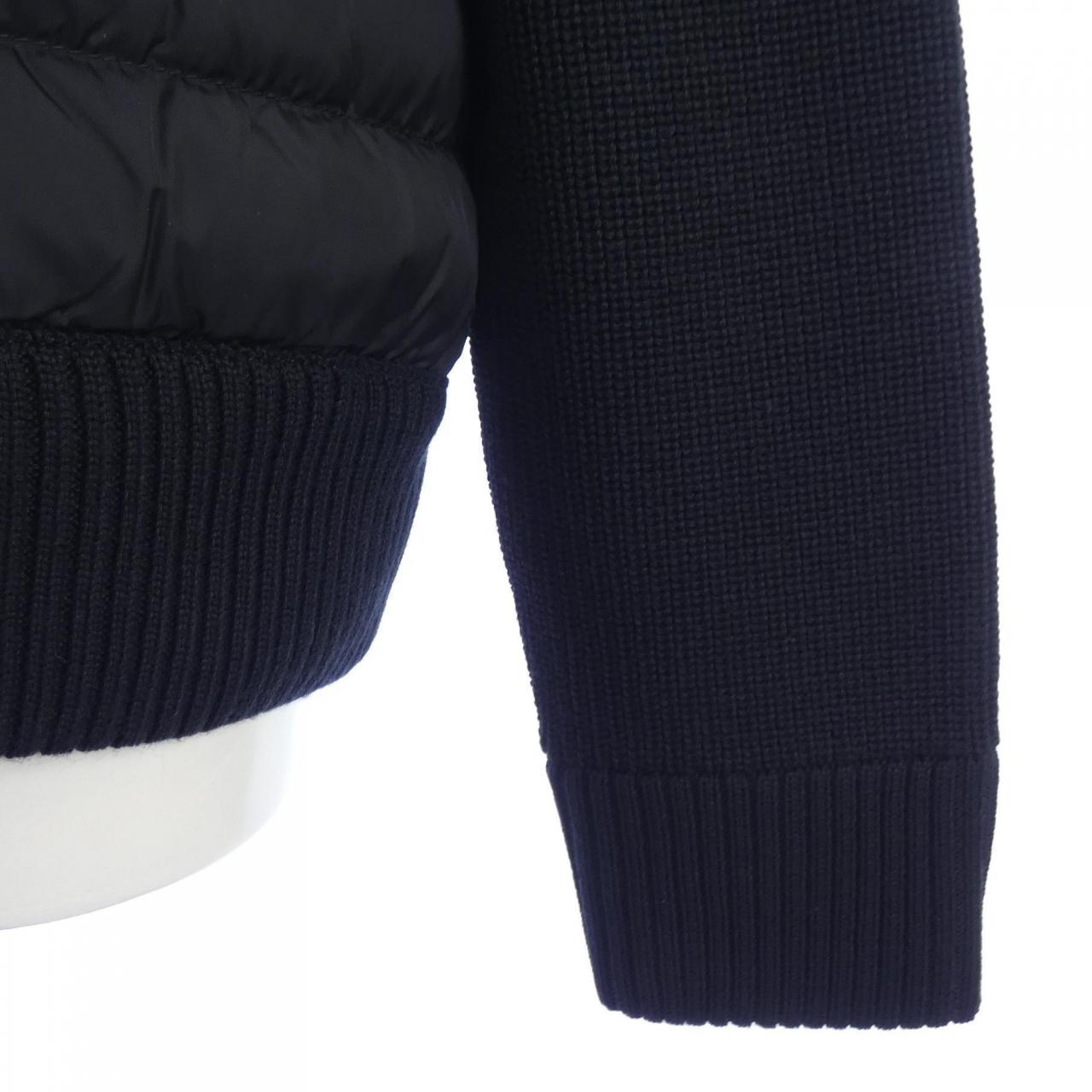 【新品】モンクレール MONCLER K20919B50800 ダウンジャケット