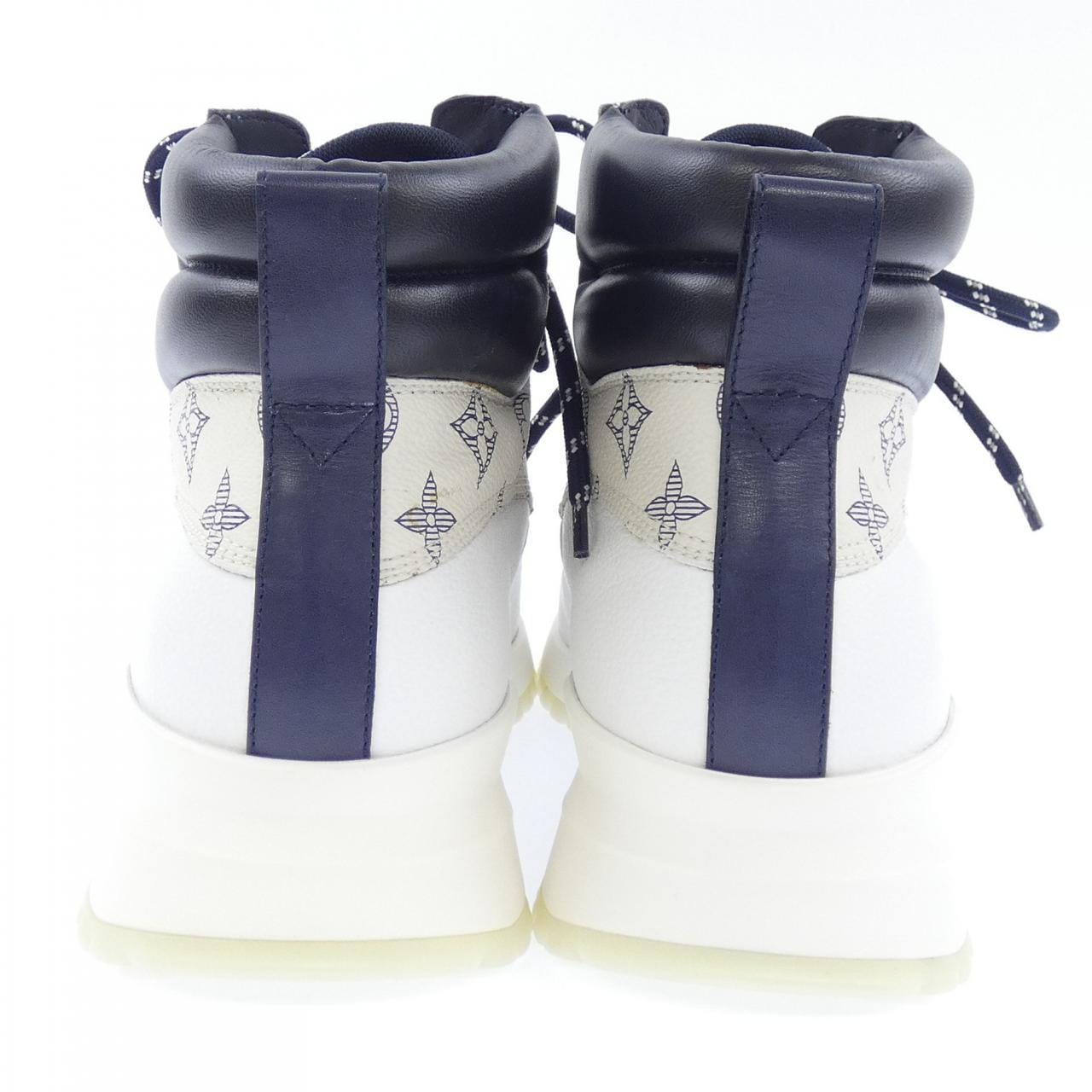 ルイヴィトン LOUIS VUITTON キャニオンライン ブーツ