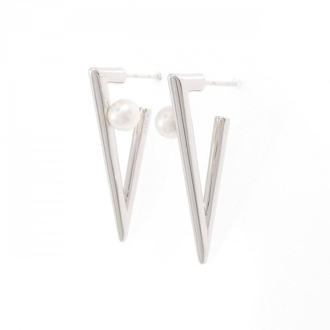 ミキモト V コード ピアス 6.1mm