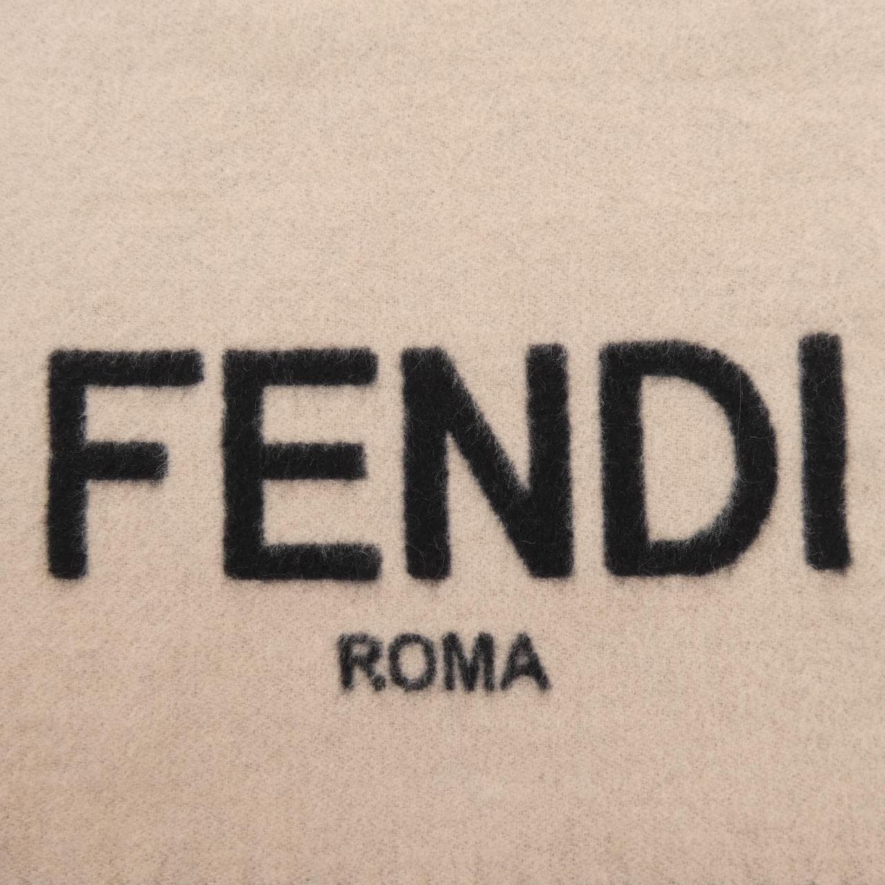 フェンディ FENDI FXT322 AEOR MUFFLER