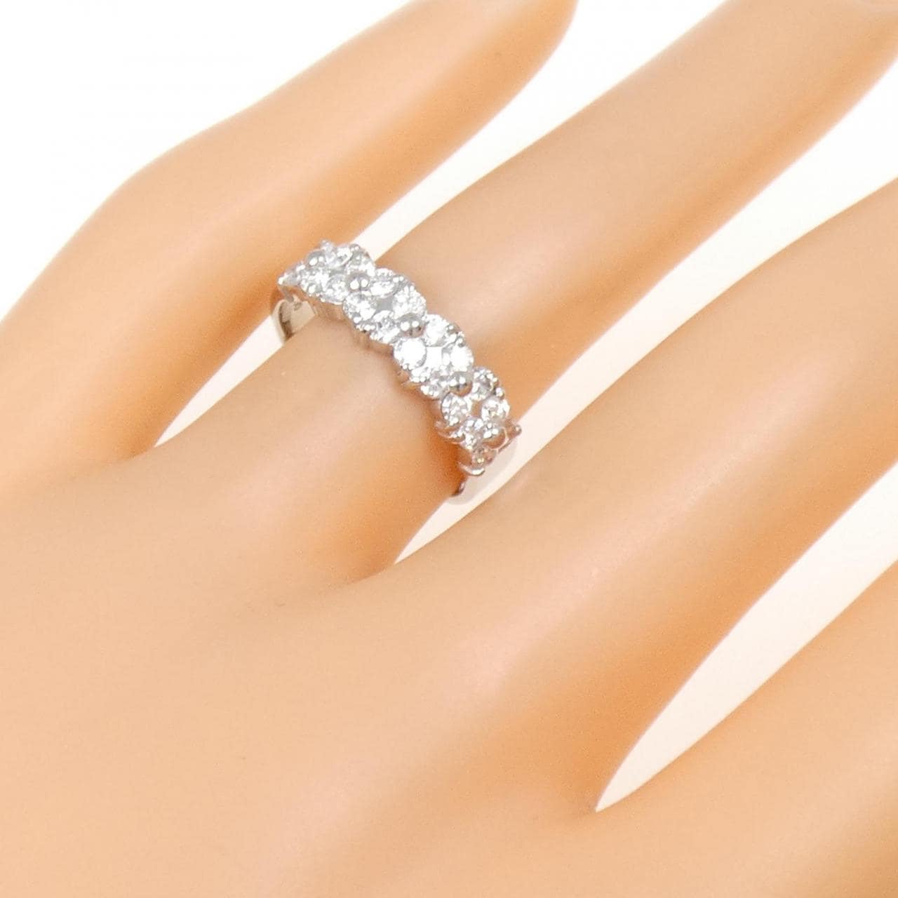 PT900 Diamond Ring 0.70CT