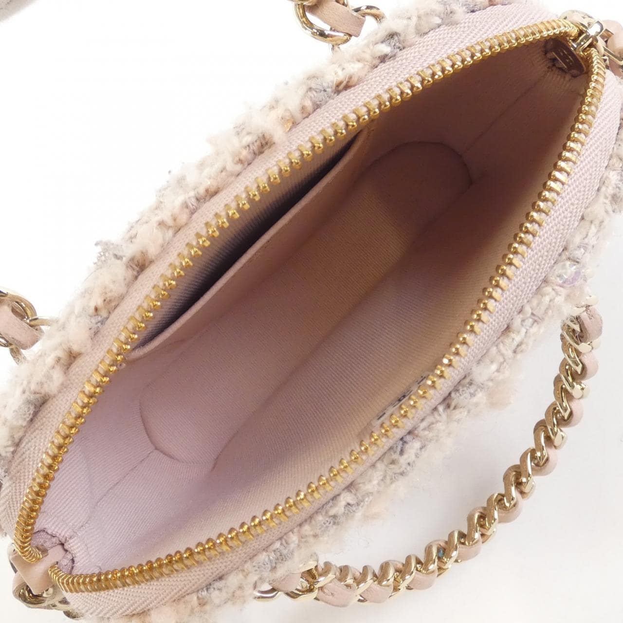 CHANEL AP3354