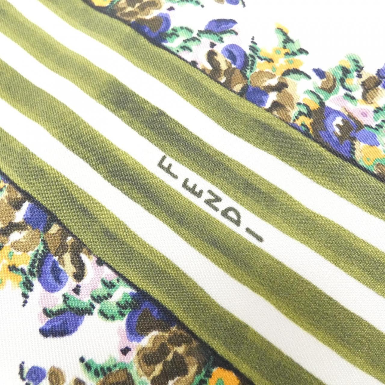 FENDI FXT021 8Y5 Scarf