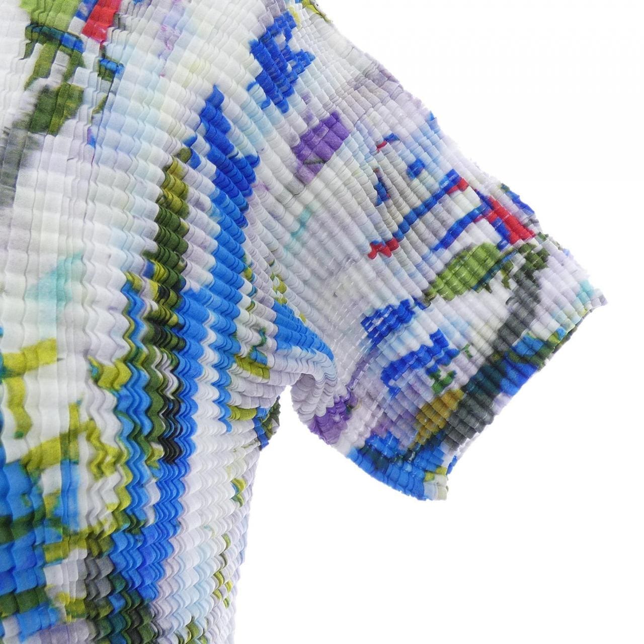 イッセイミヤケ ISSEY MIYAKE IM42FJ242 トップス