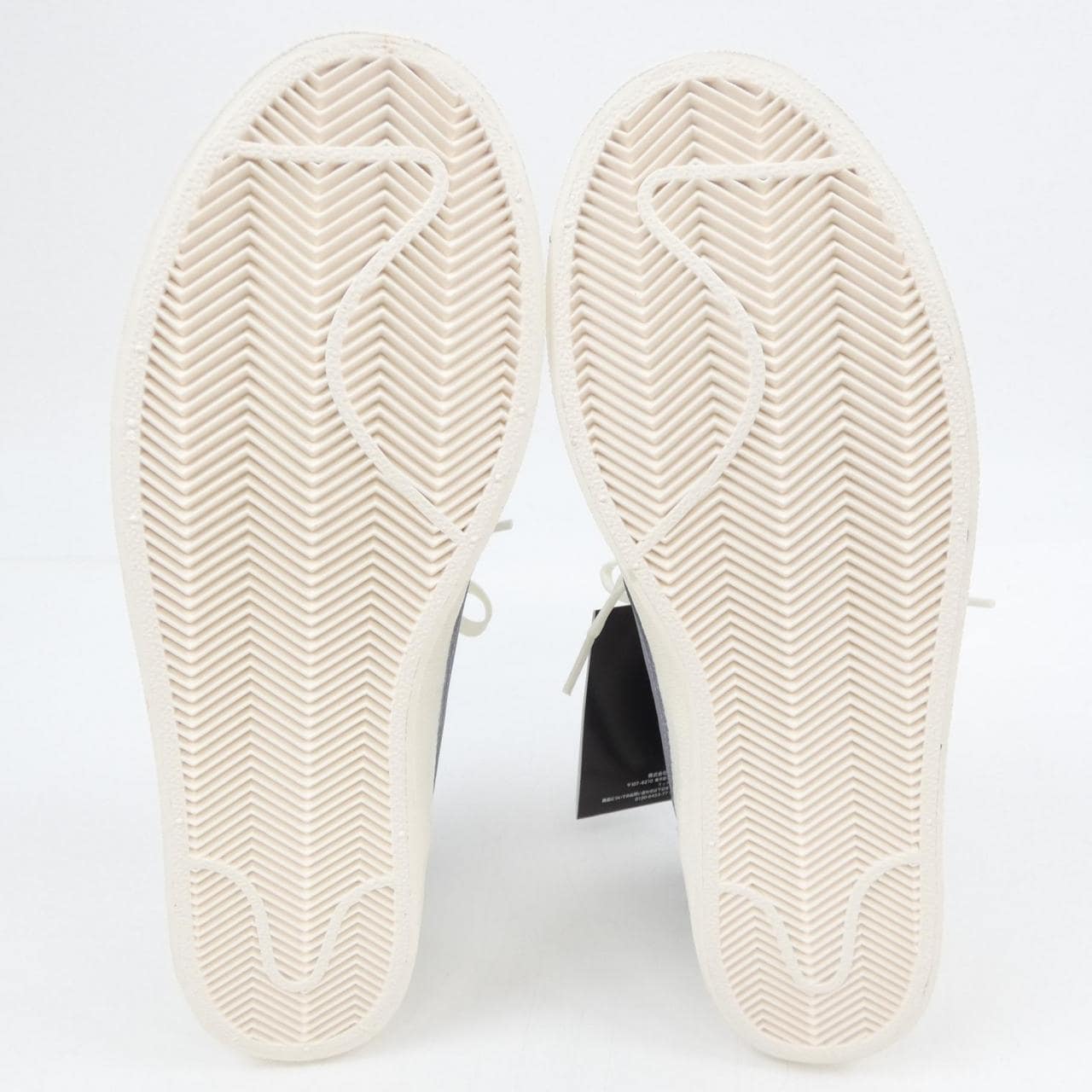 ナイキ NIKE HQ1657-106 シューズ