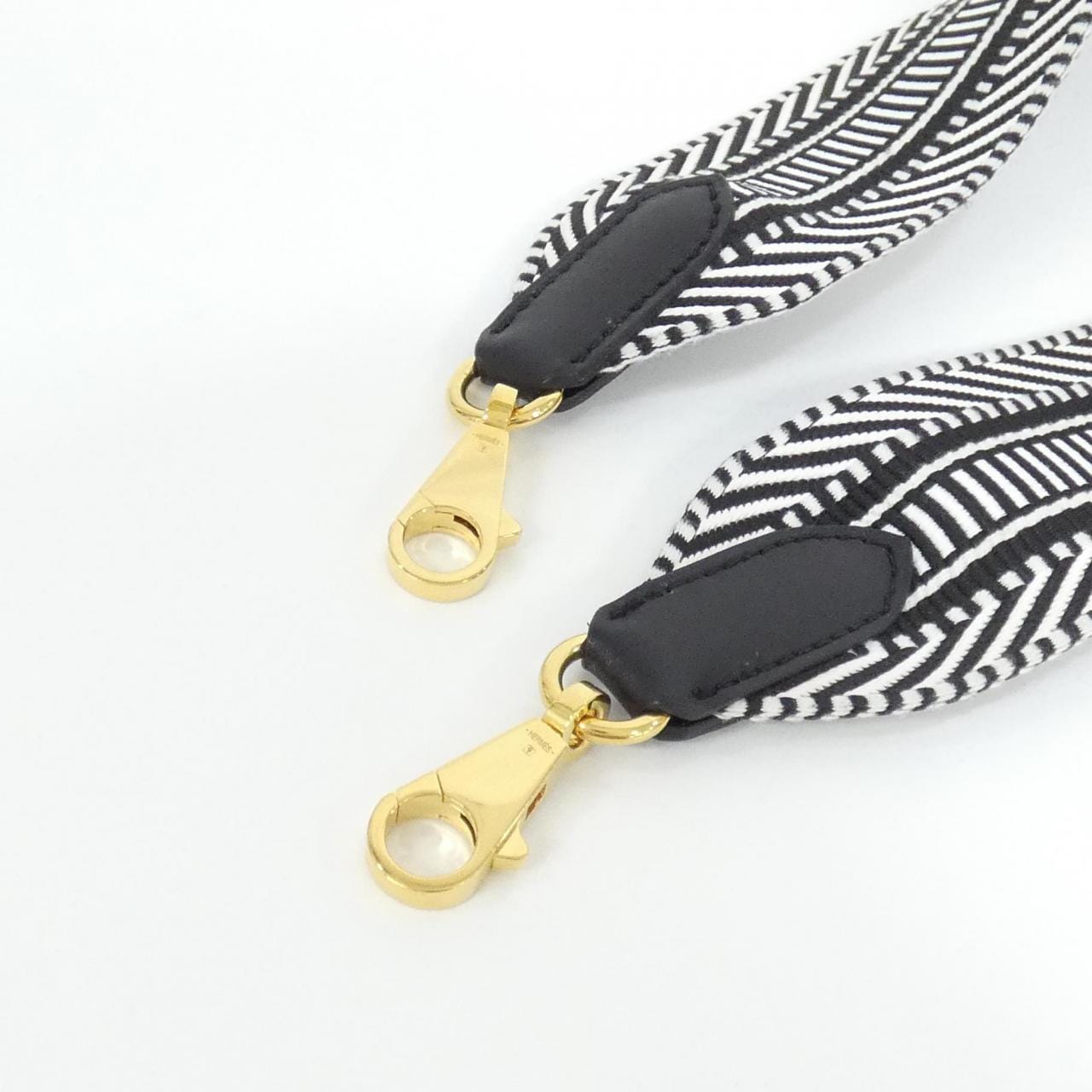 エルメス サングル カヴァル 073651CC ストラップ