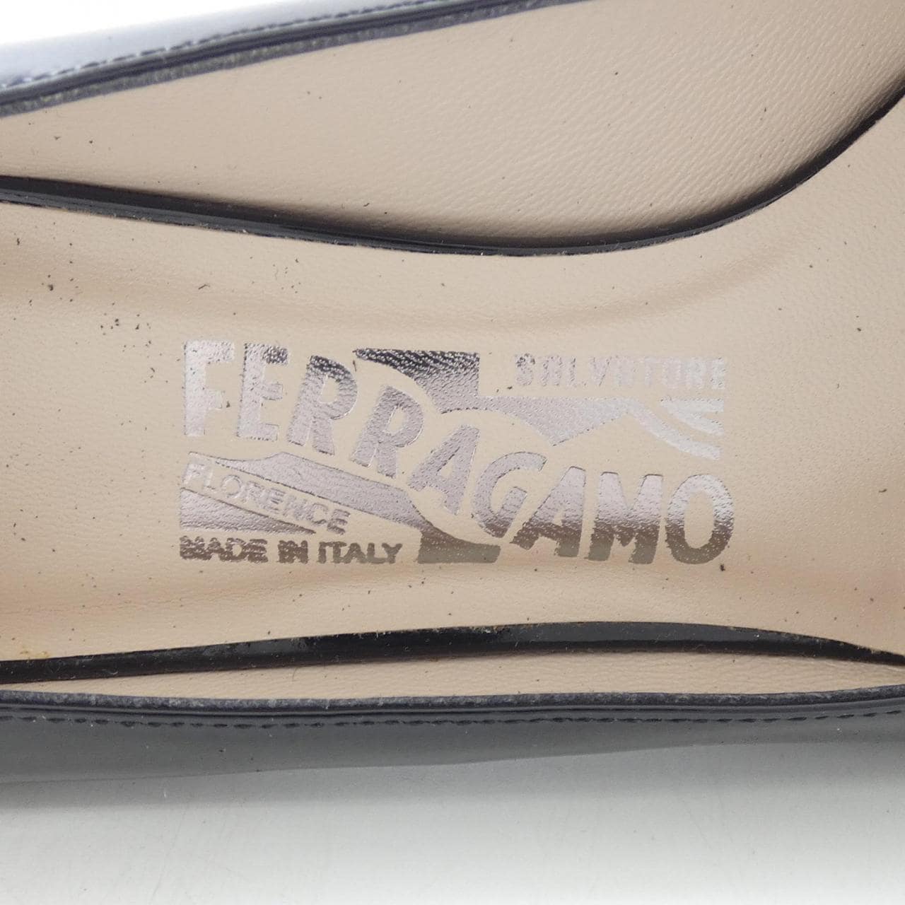 サルヴァトーレフェラガモ SALVATORE FERRAGAMO YB14928 パンプス