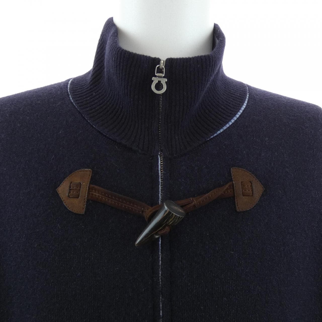 サルヴァトーレフェラガモ SALVATORE FERRAGAMO ブルゾン