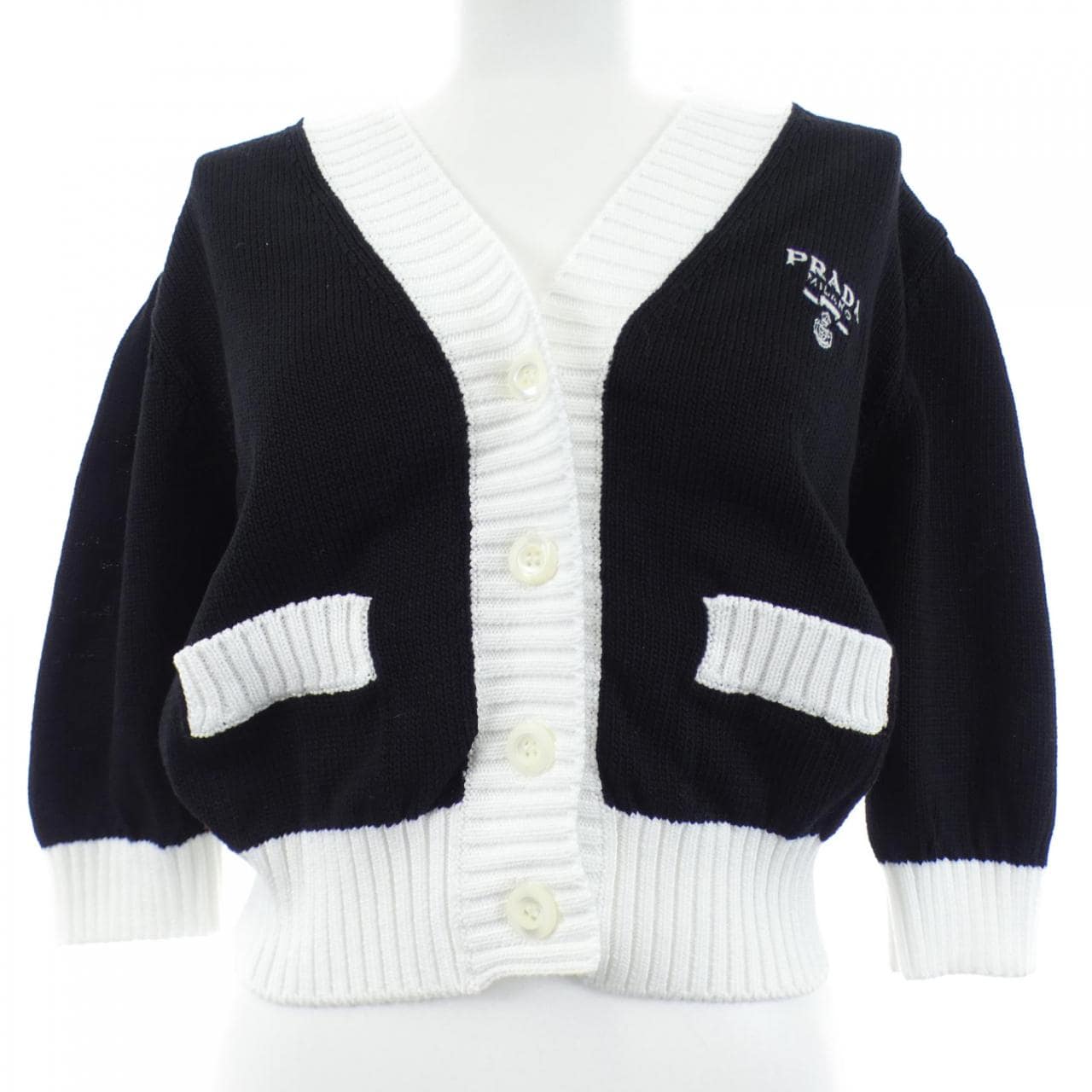 プラダ PRADA クロップド セミラグランショルダー P25I04 S211 1ZO5 カーディガン