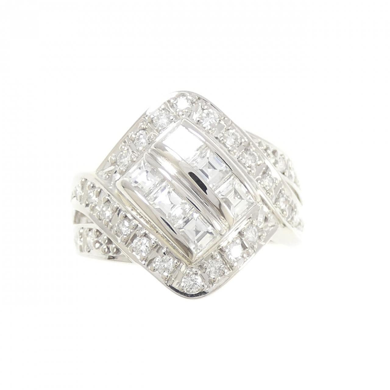 PT900 ダイヤモンド リング 0.68CT