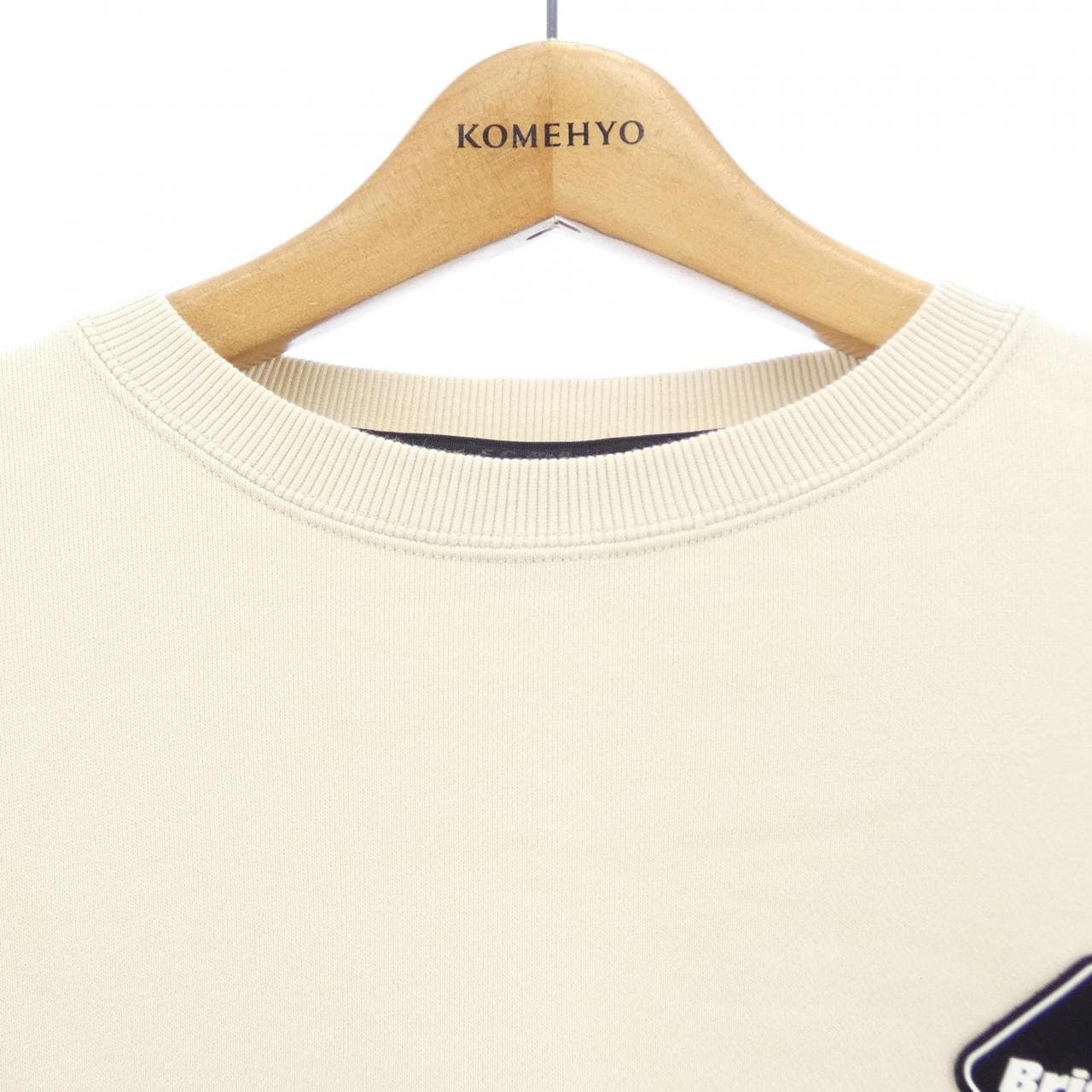 エフシーアールビー F.C.R.B. FCRB-240079 トップス