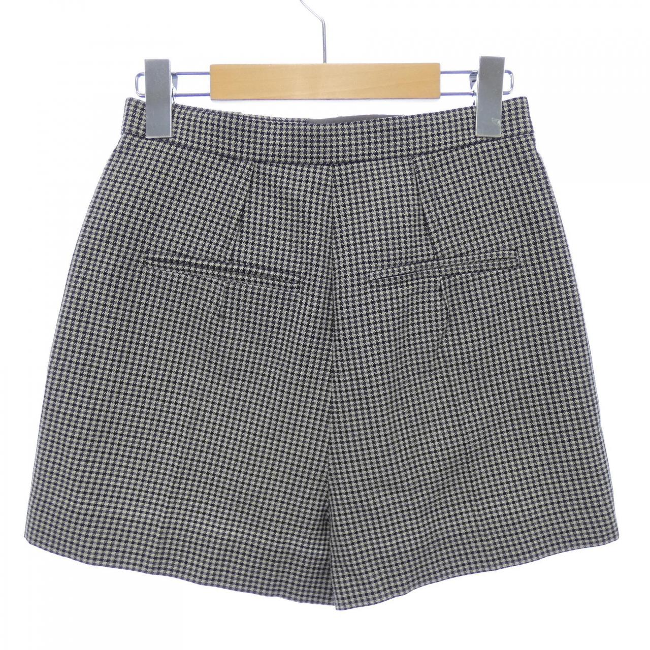 フェンディ FENDI ショートパンツ
