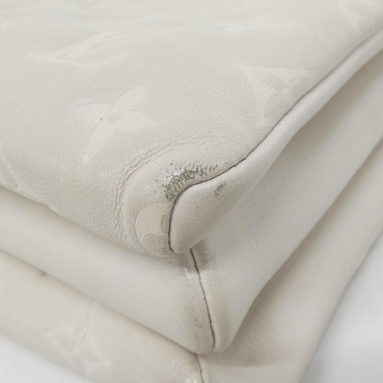 ルイヴィトン クッサン PM M21262 ショルダーバッグ