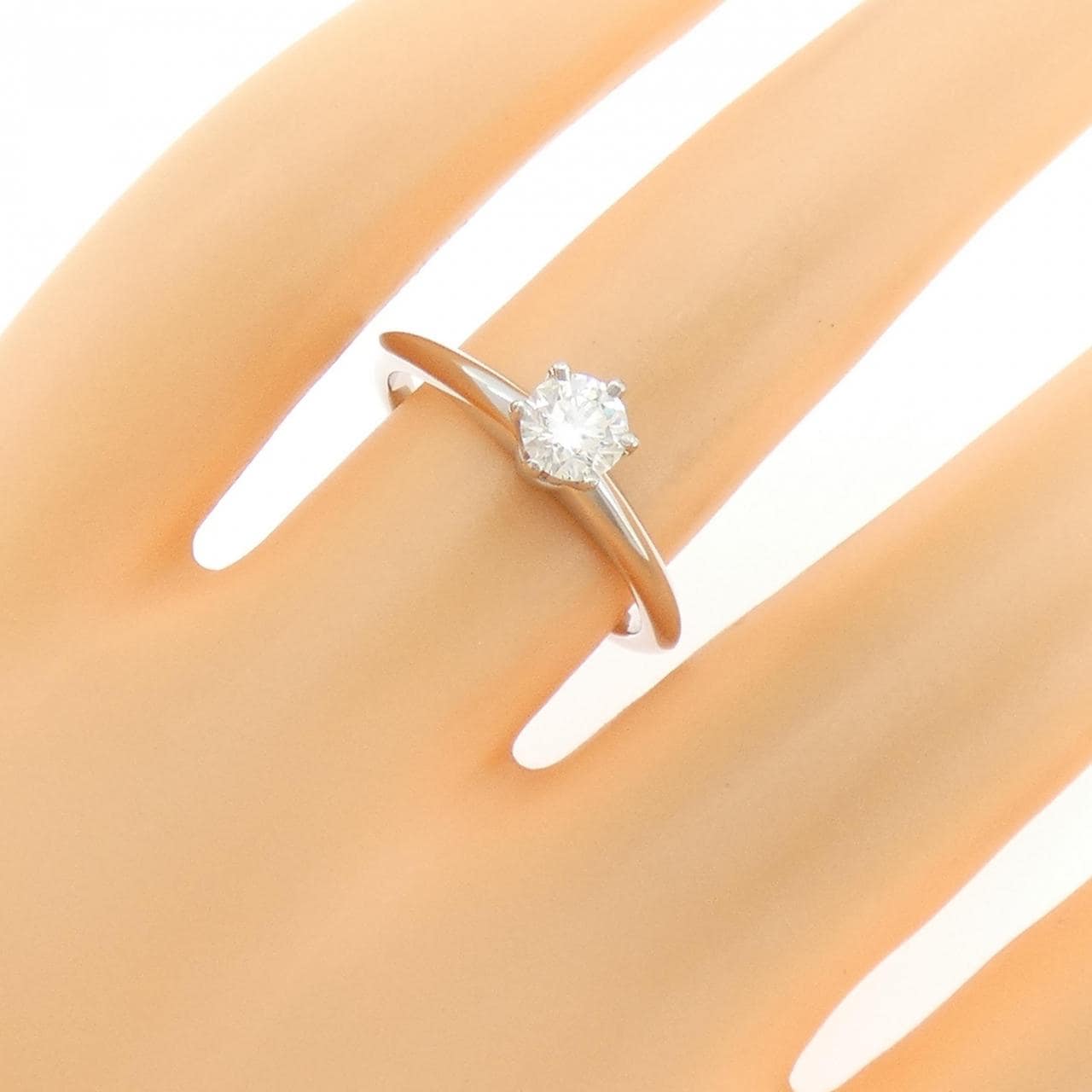 ティファニー クラシックソリティア リング 0.40CT I VVS2 EXT