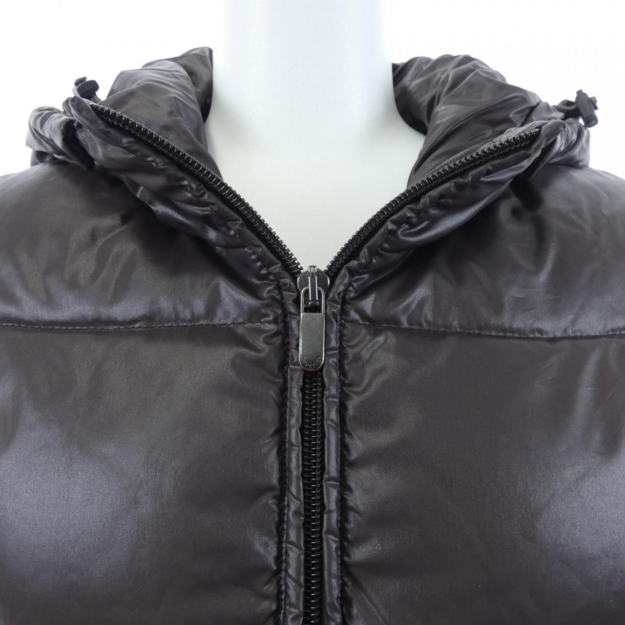 デュベティカ DUVETICA Goccia ダウンベスト