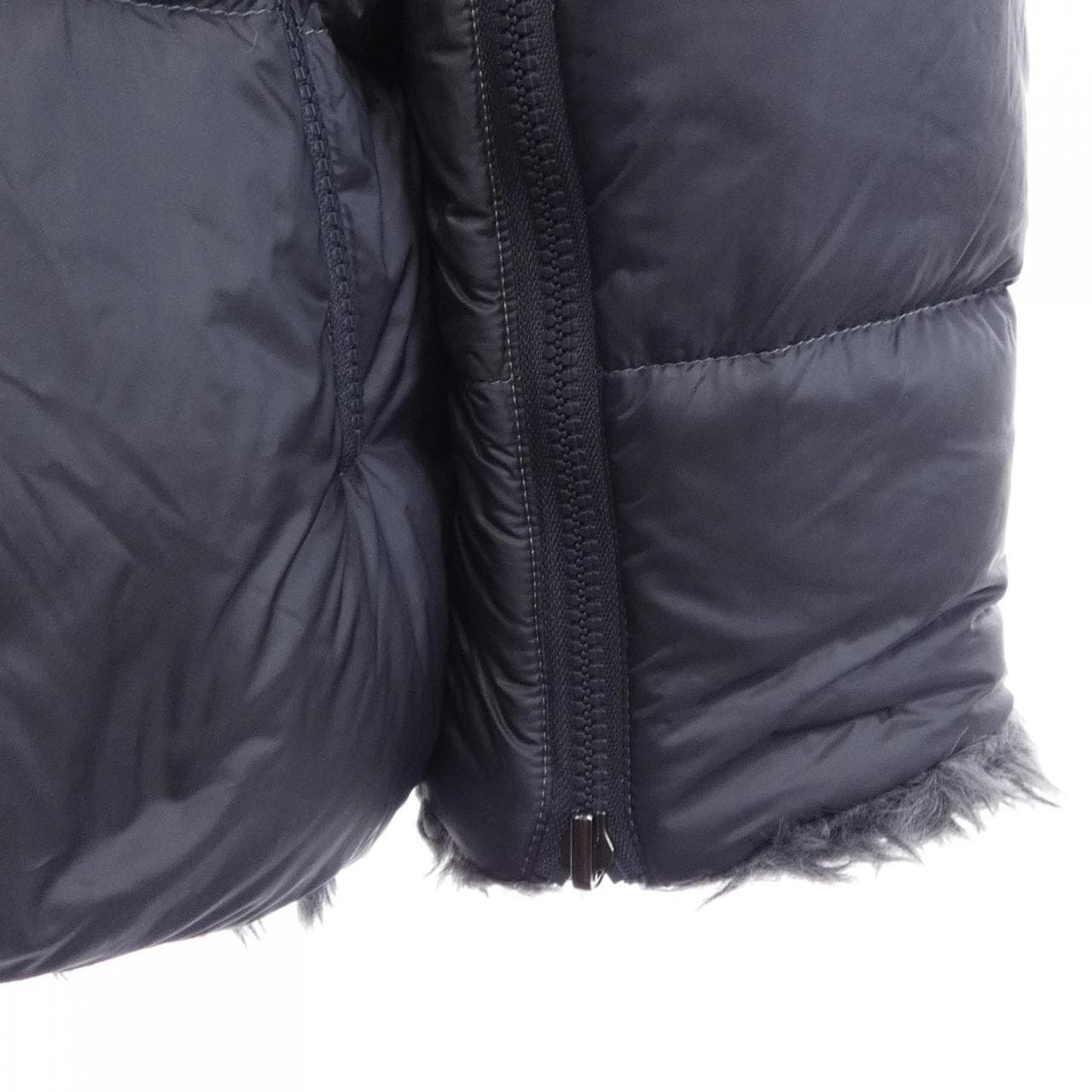 モンクレール MONCLER GOURNAVA ダウンジャケット