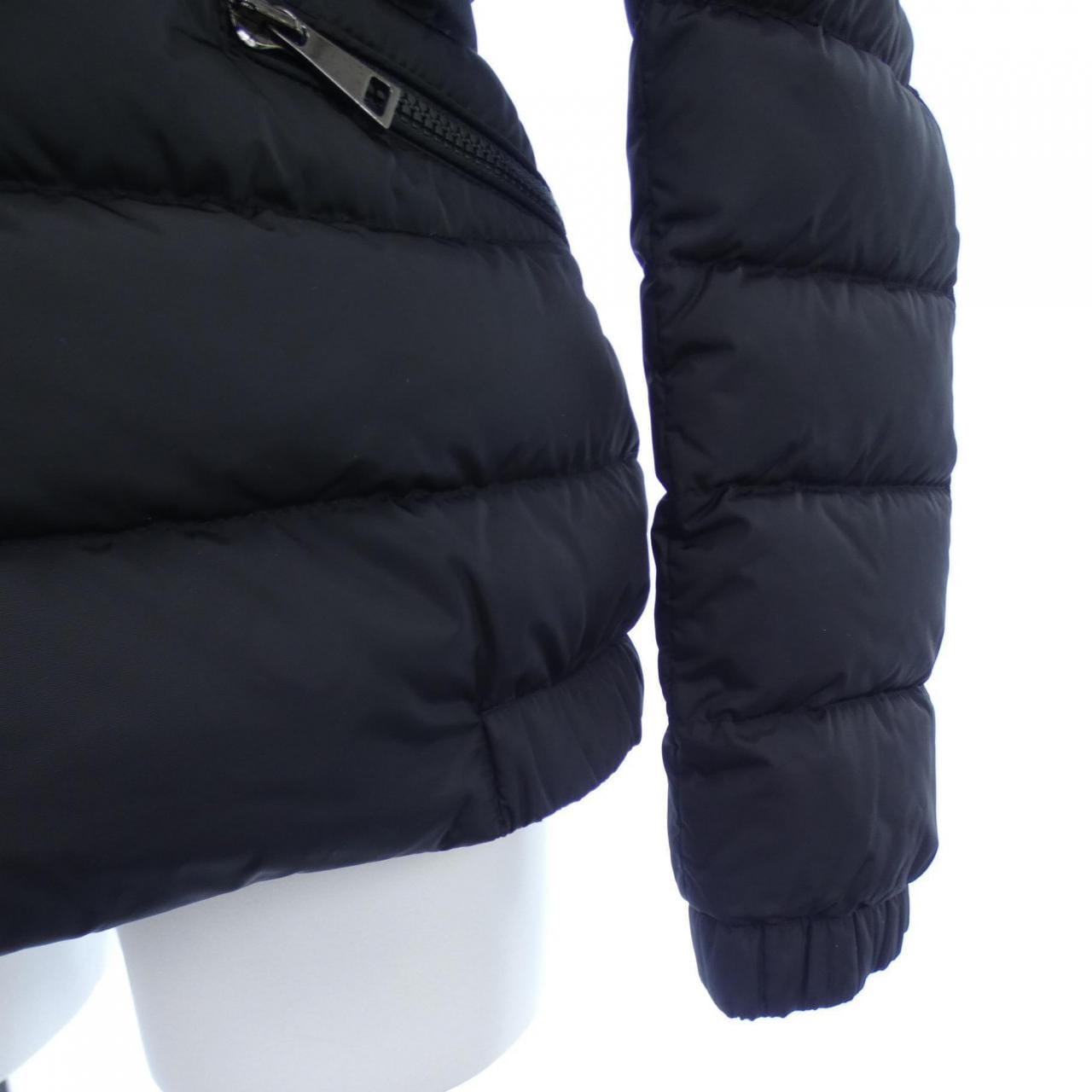 MONCLER蒙克勒羽绒服