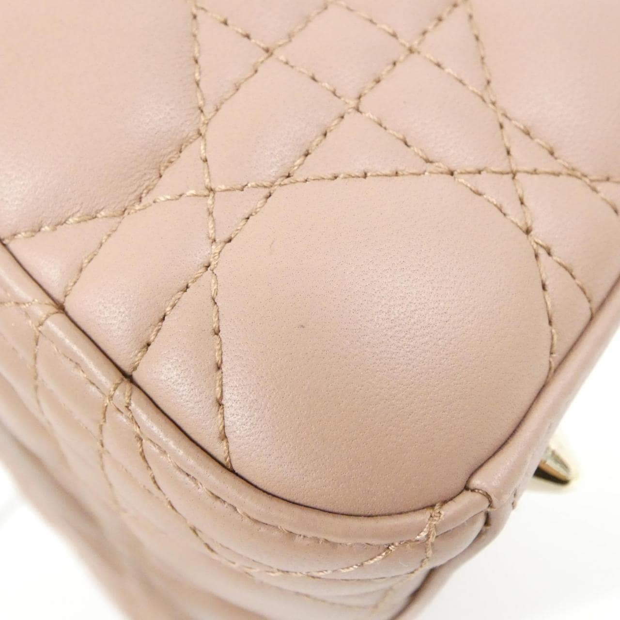 クリスチャンディオール レディ ディオール ミディアム M0565ONGE バッグ