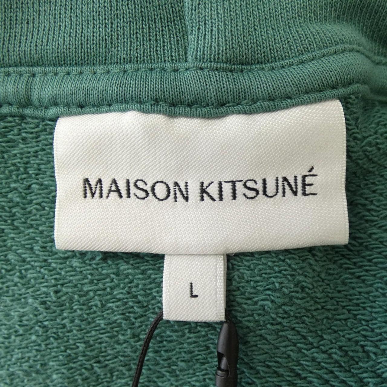メゾンキツネ MAISON KITSUNE LM00702KM0001 パーカー