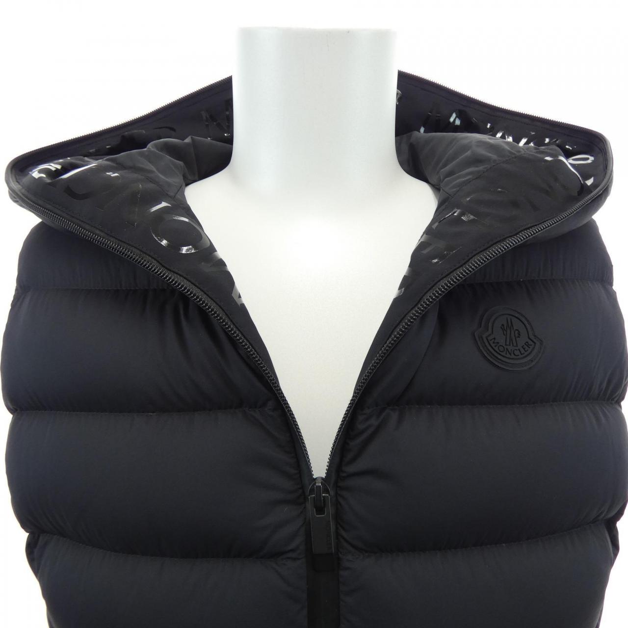モンクレール MONCLER BARRAUX ダウンベスト