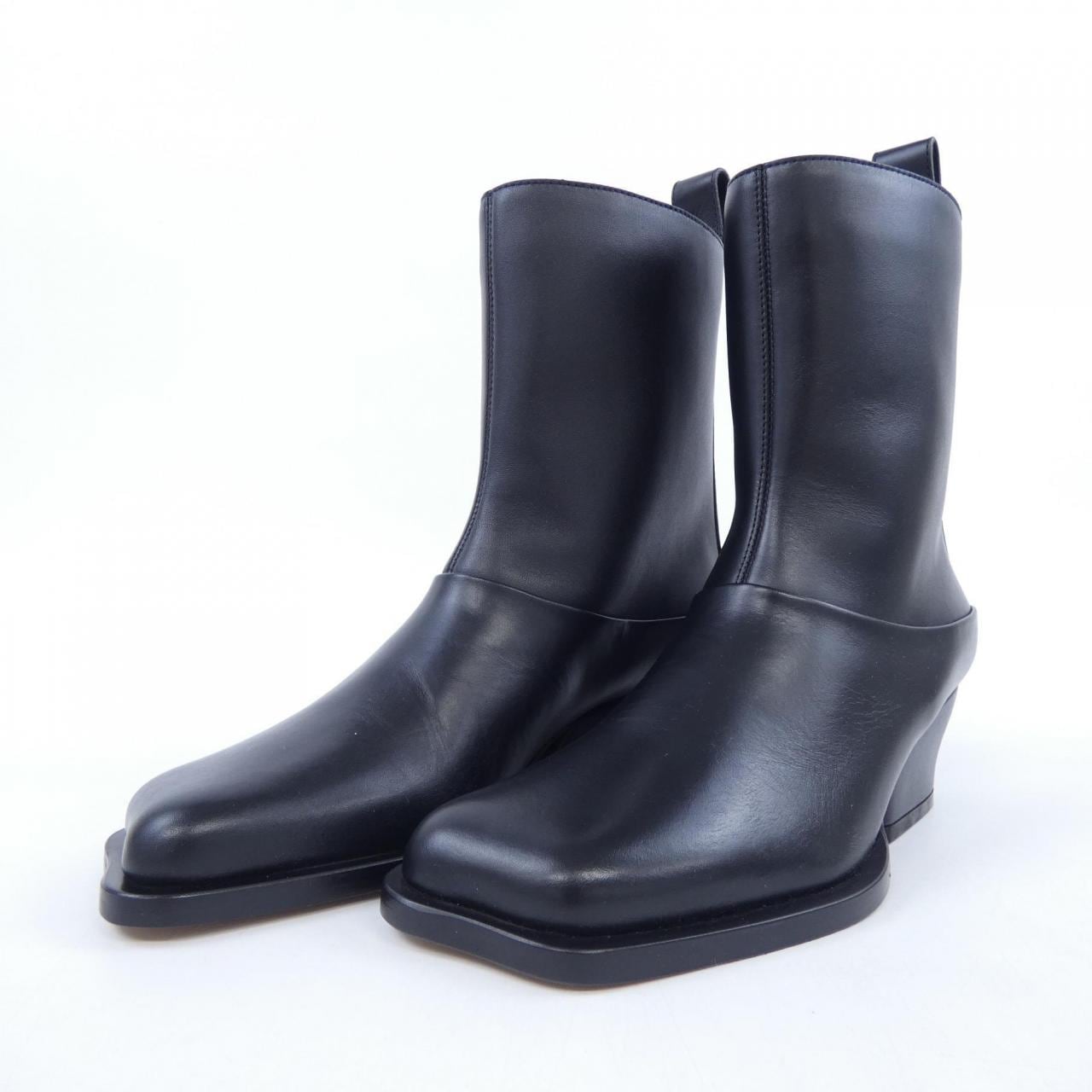 ロエベ LOEWE LOND286X01 ブーツ