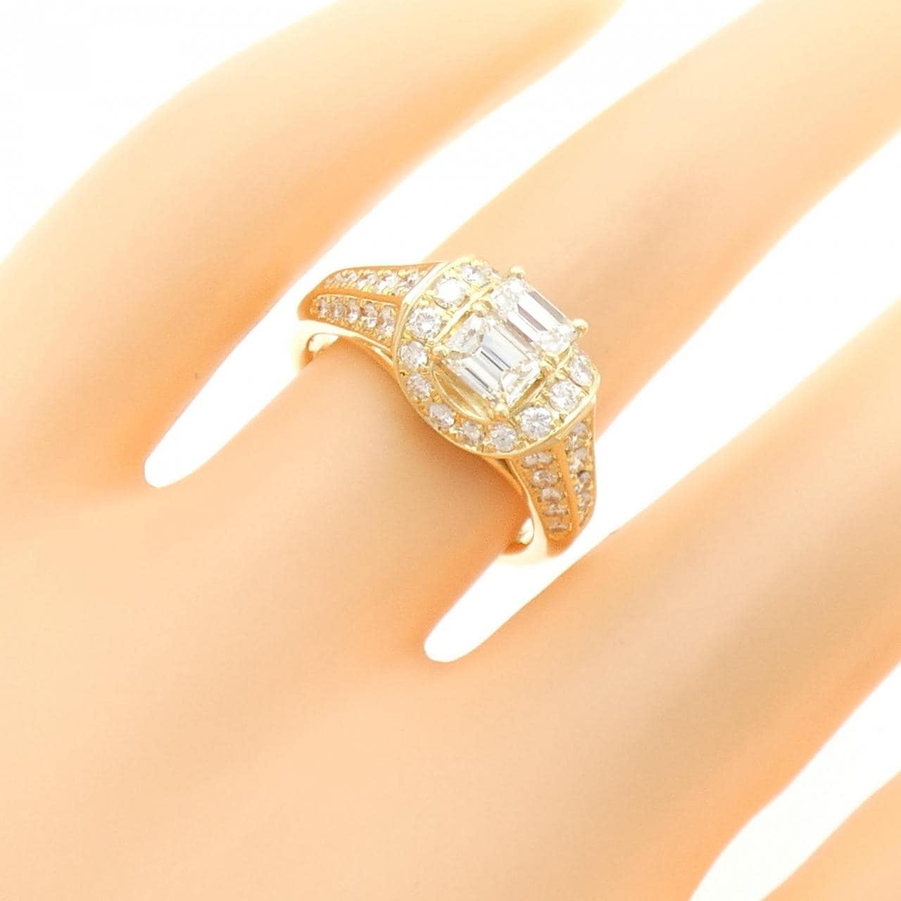 K18YG ダイヤモンド リング 0.64CT
