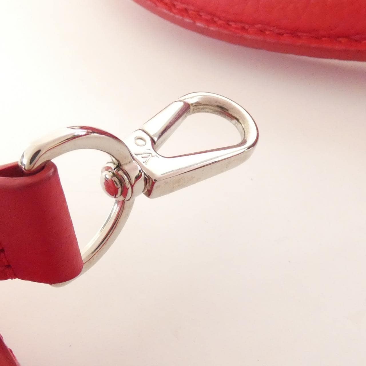 ルイヴィトン カプシーヌ MM M42237 バッグ