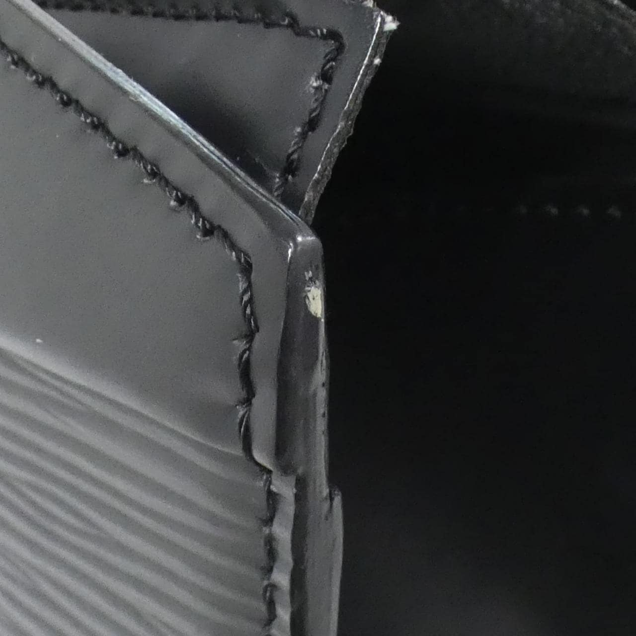 ルイヴィトン エピ リヴィエラ M48182 バッグ