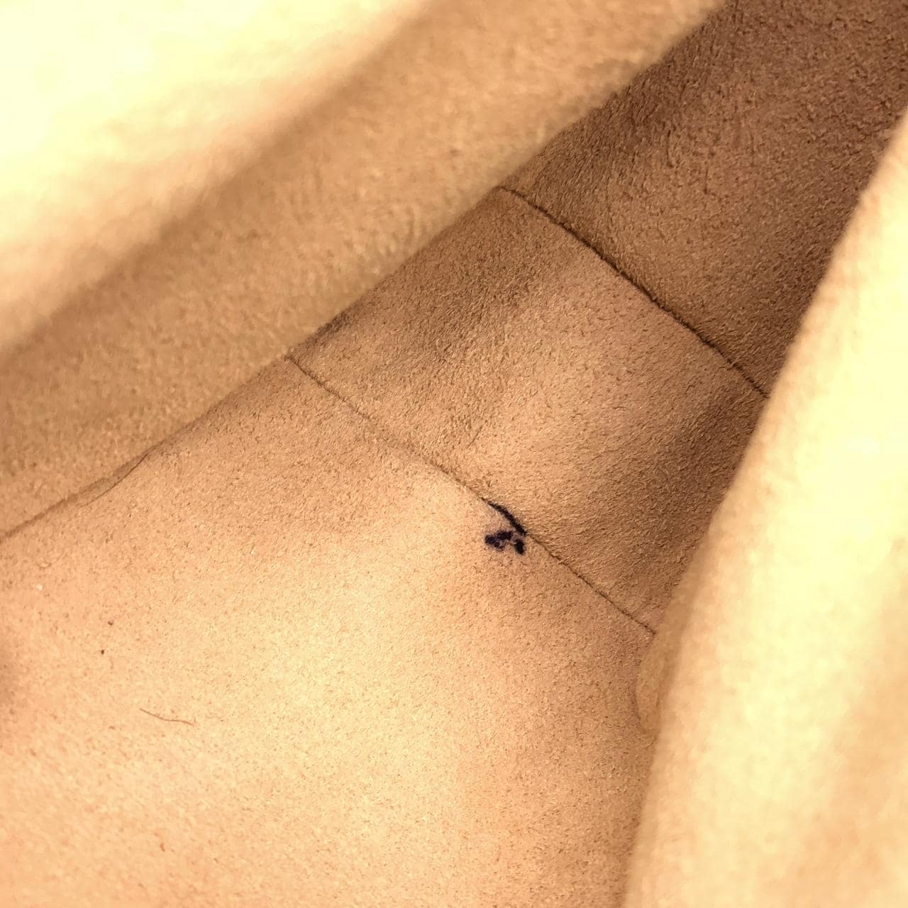 グッチ GG MARMONT 443497 DTDIT ショルダーバッグ