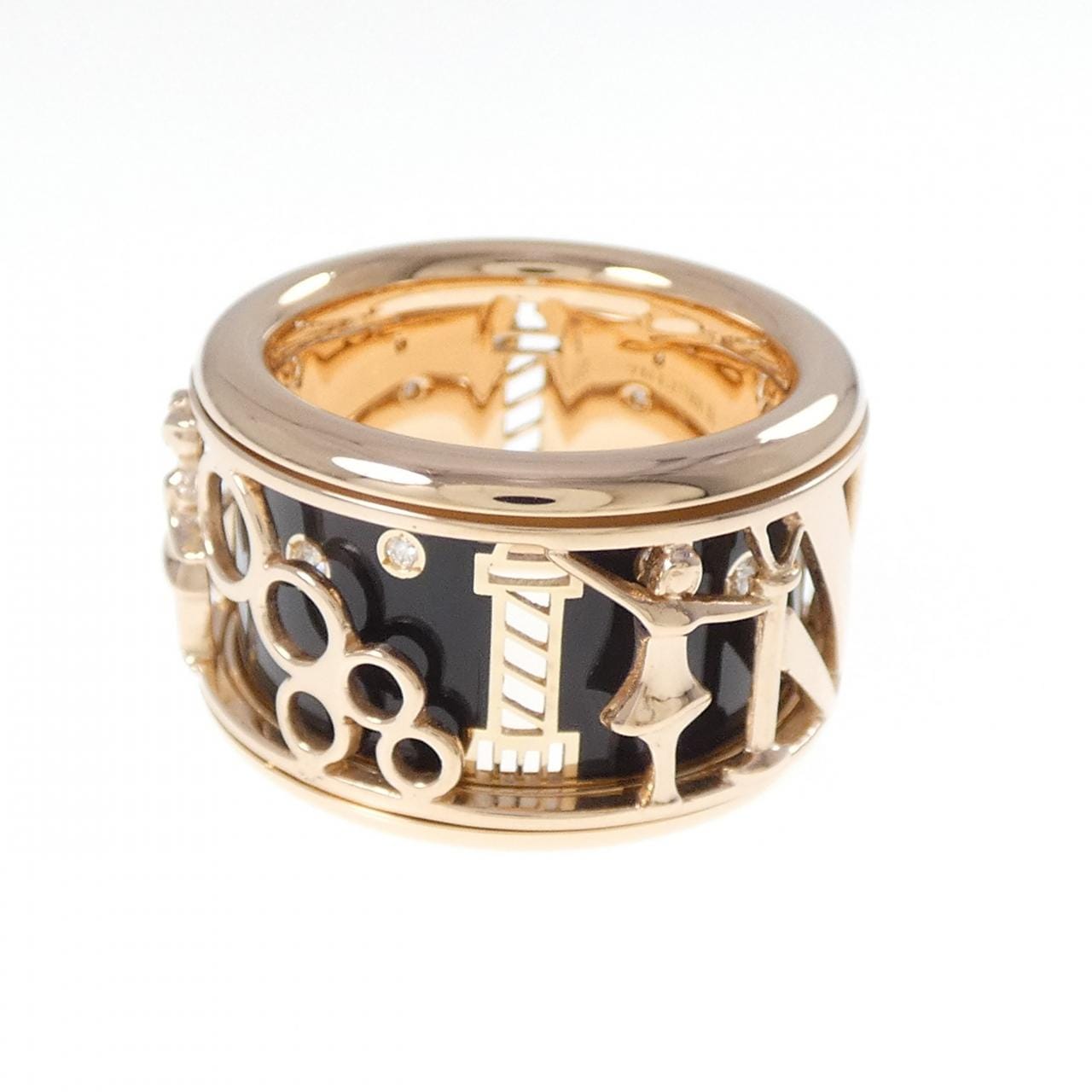 Van Cleef & Arpels Journee à Paris Ring