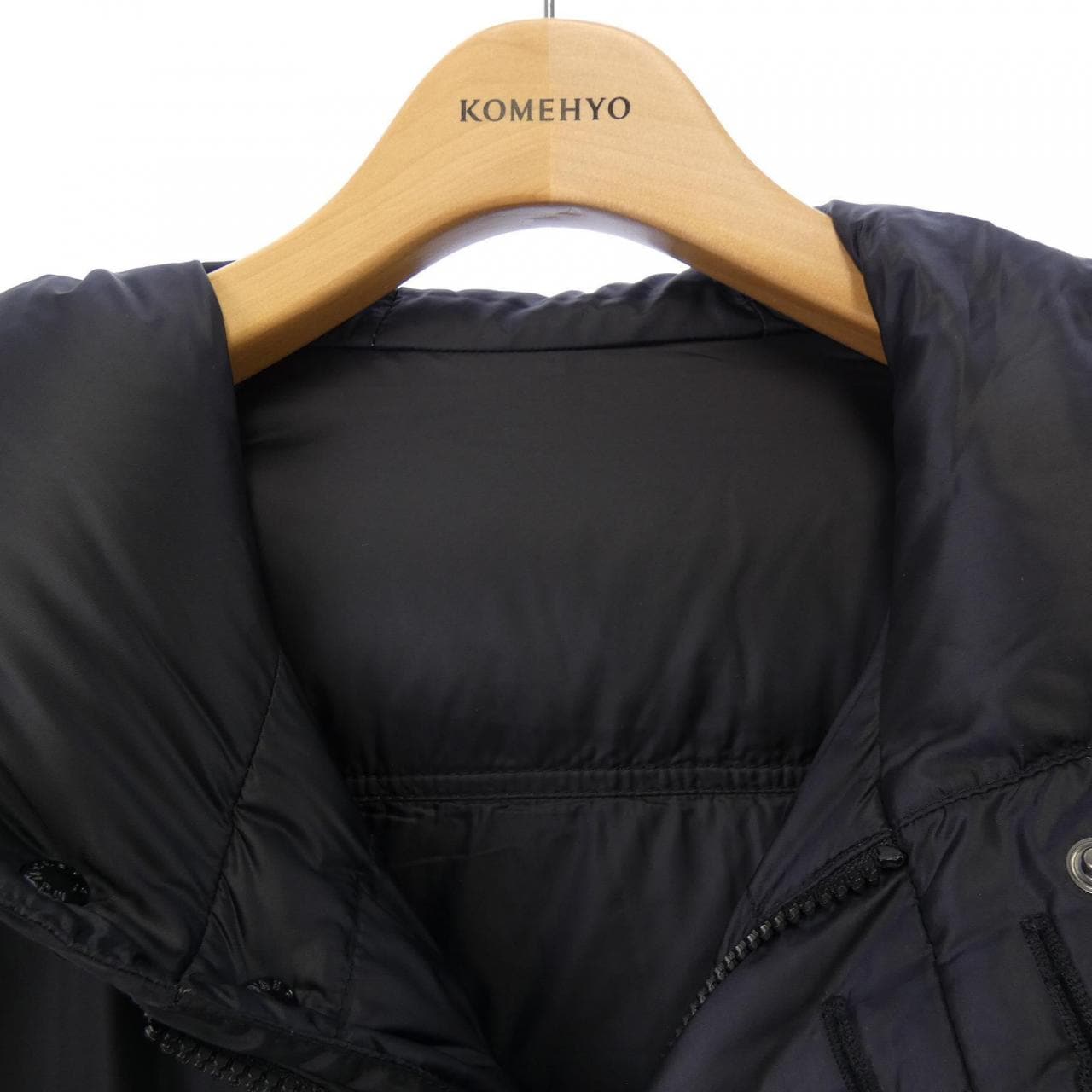 モンクレール MONCLER SERINA ダウンジャケット