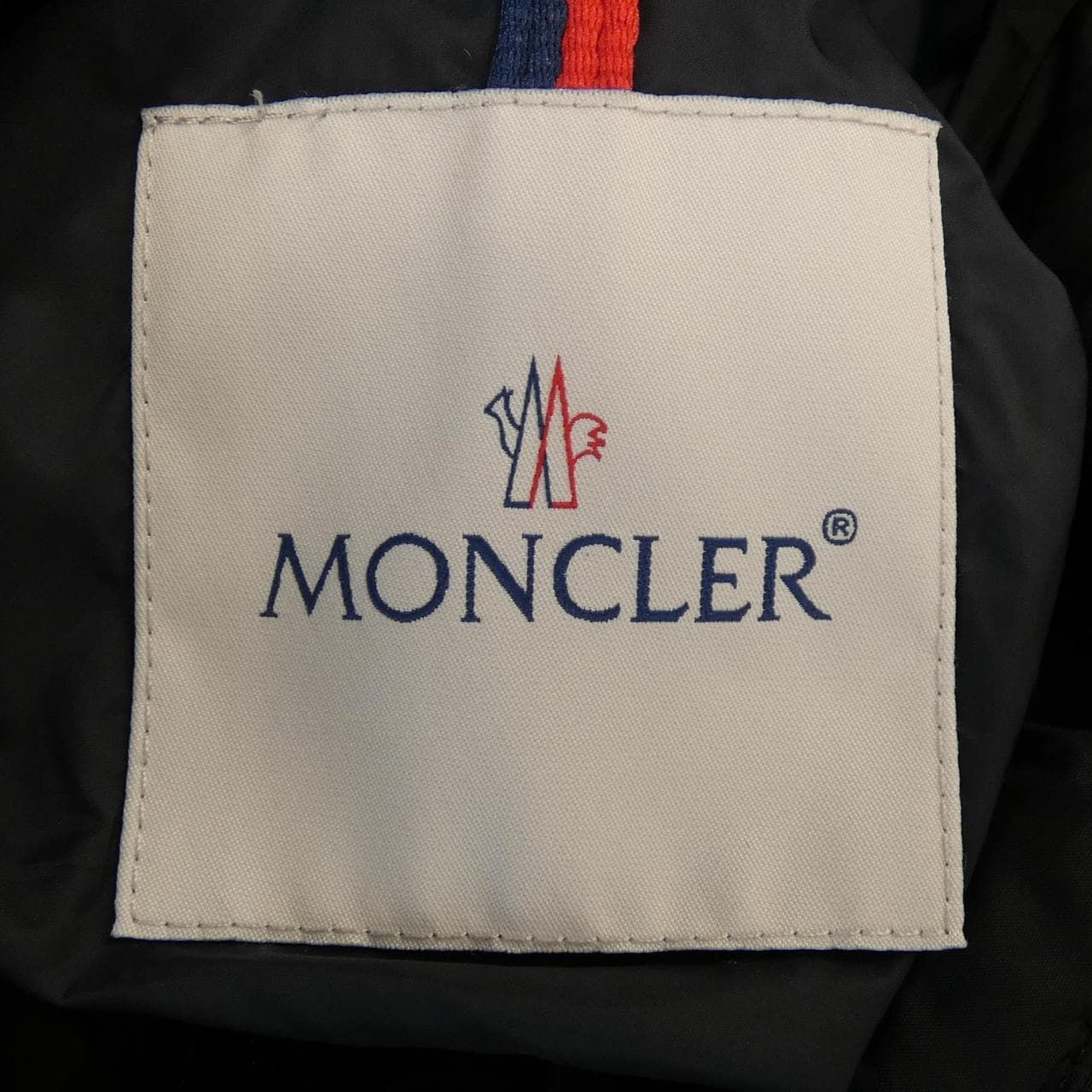 MONCLER蒙克勒羽絨服