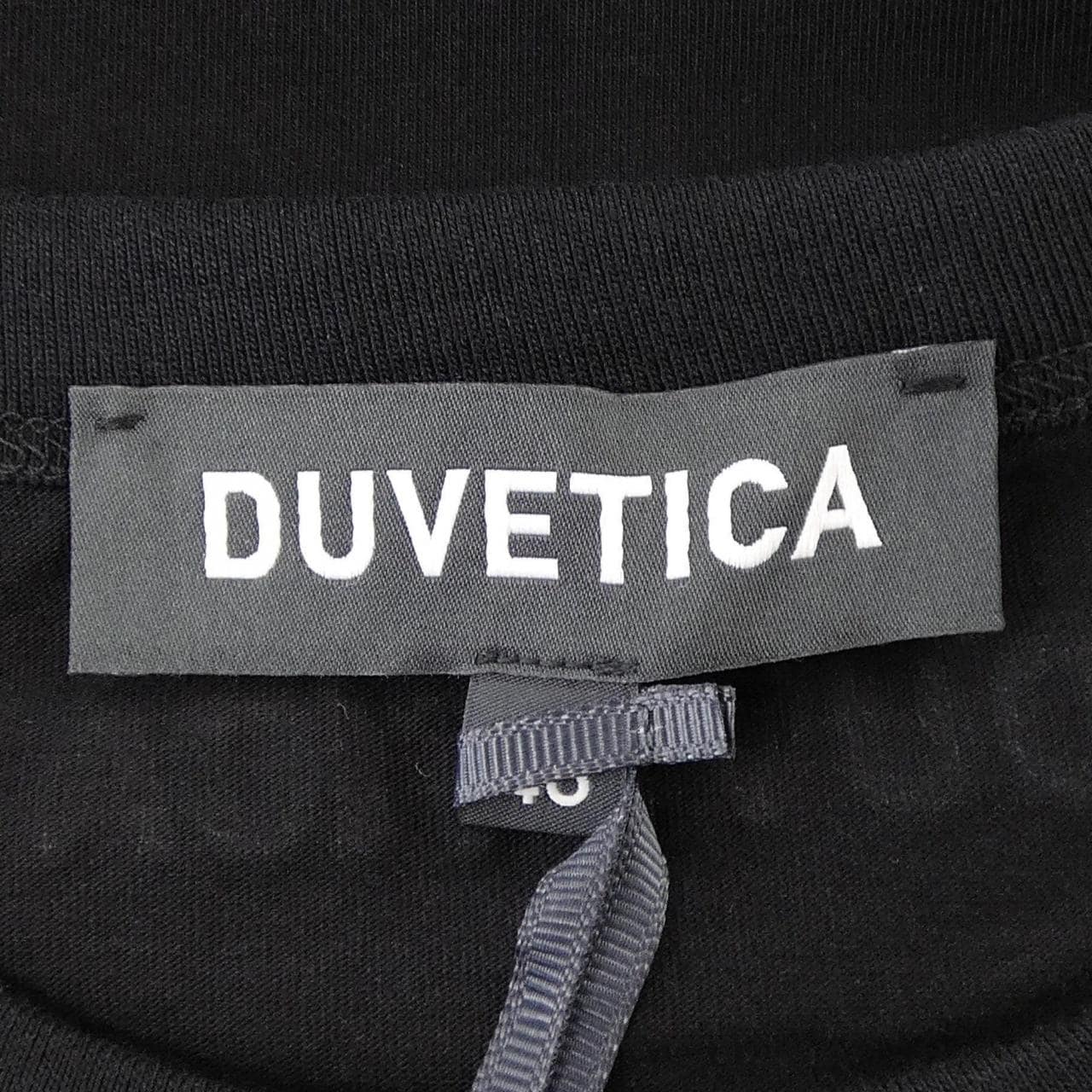 デュベティカ DUVETICA VXRT42131 Tシャツ