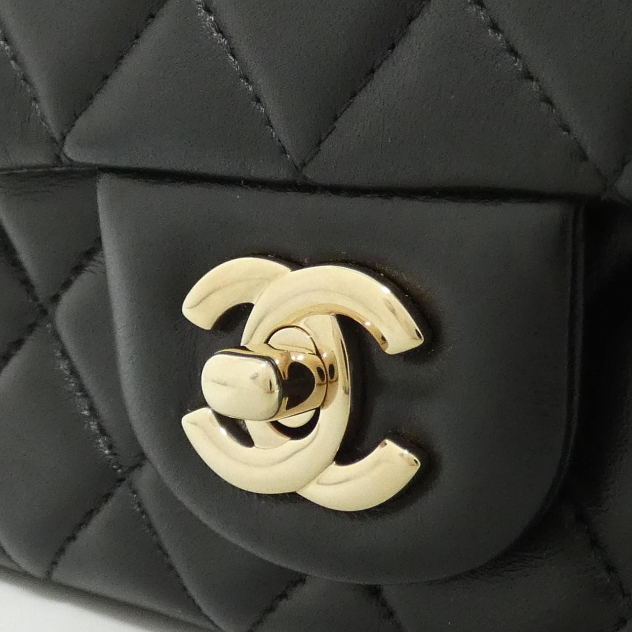 シャネル 69900 ショルダーバッグ
