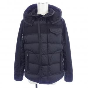 モンクレール MONCLER ダウンジャケット