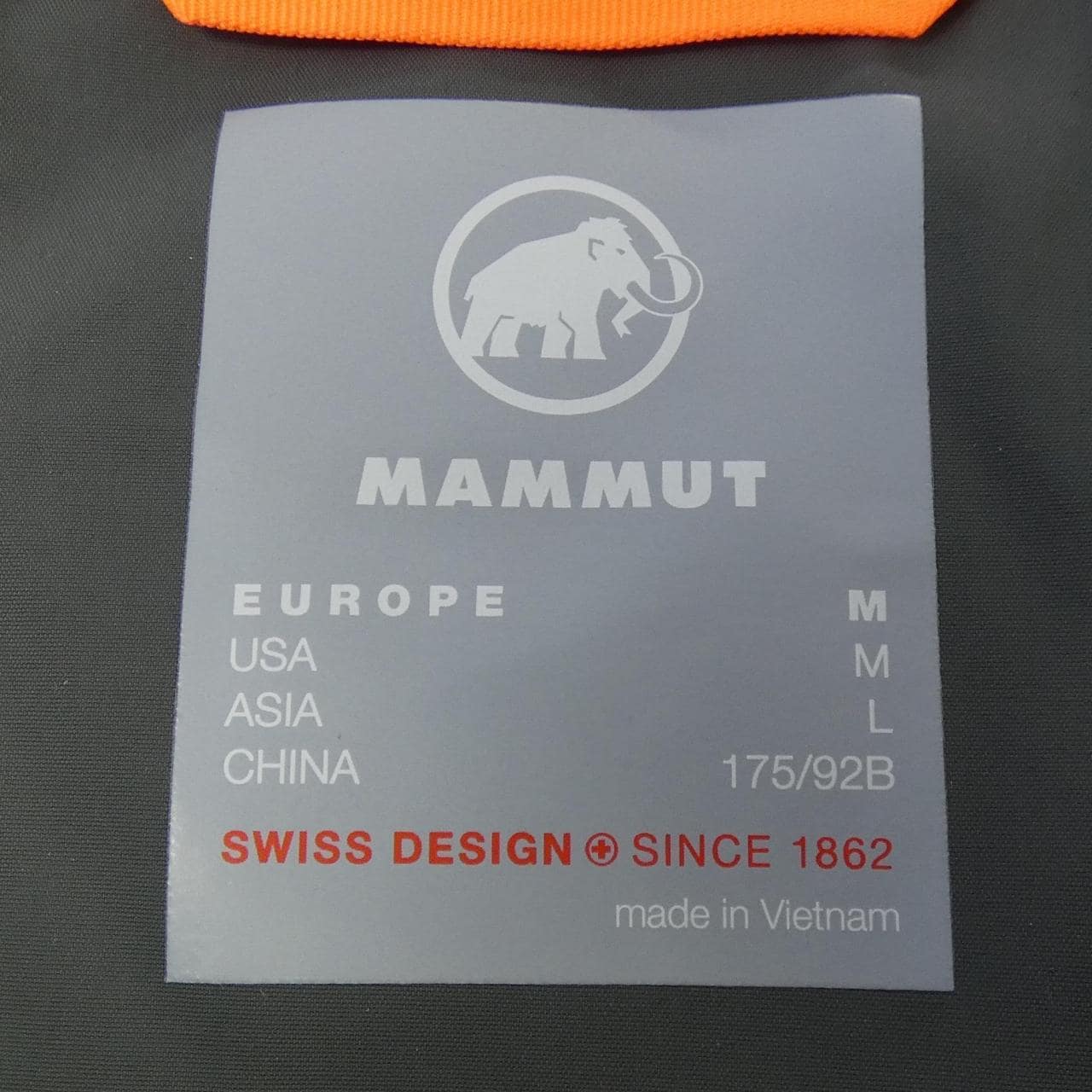 マムート MAMMUT ダウンジャケット