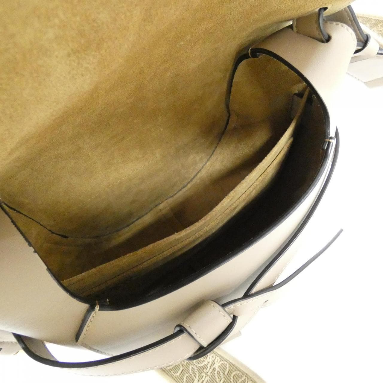 ロエベ ゲート スモール A650T20X40 ショルダーバッグ