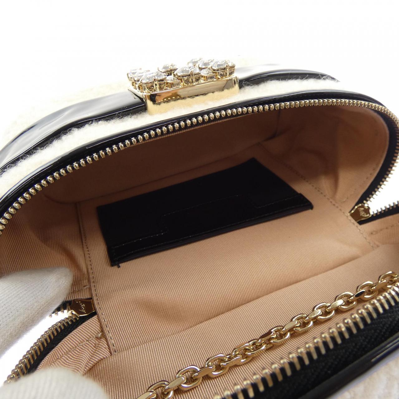 ロジェヴィヴィエ ROGER VIVIER BAG