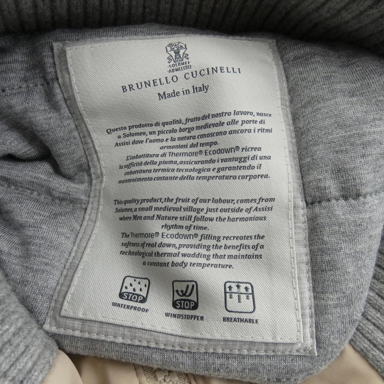 ブルネロクチネリ BRUNELLO CUCINELLI コート