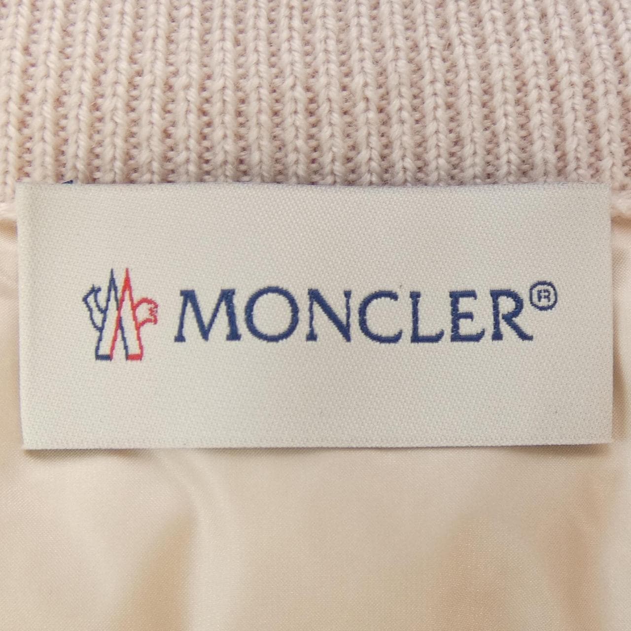 モンクレール MONCLER ダウンジャケット