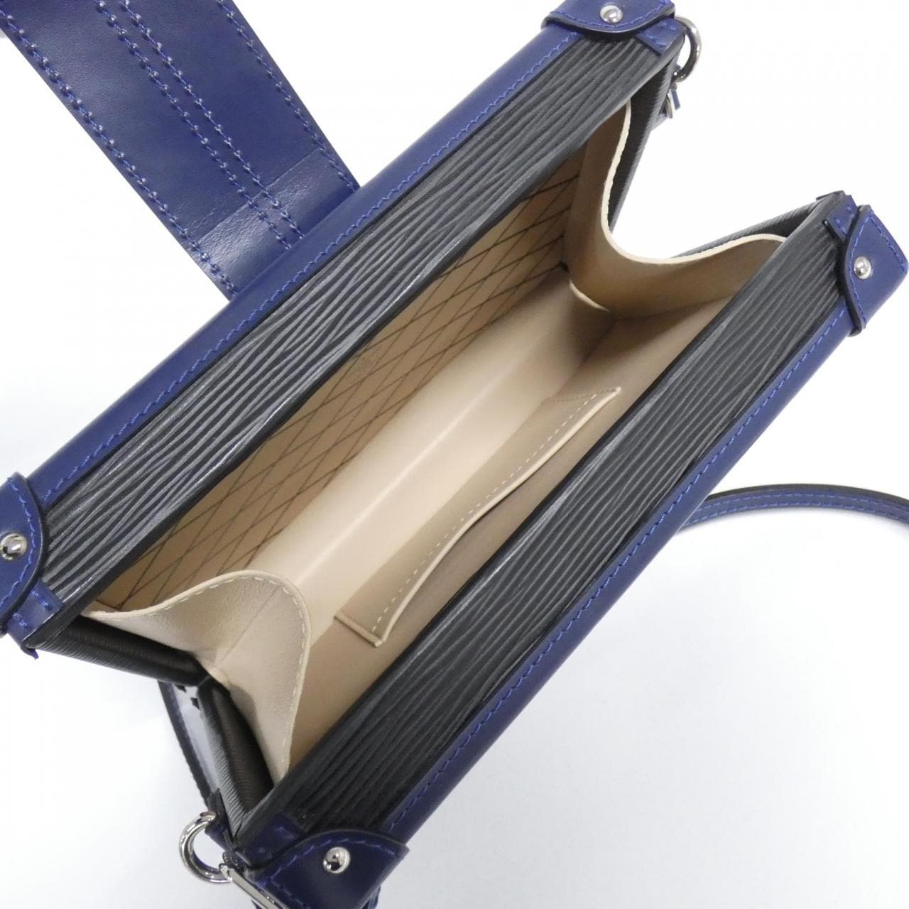 ルイヴィトン エピ プティット マル M52108 ショルダーバッグ