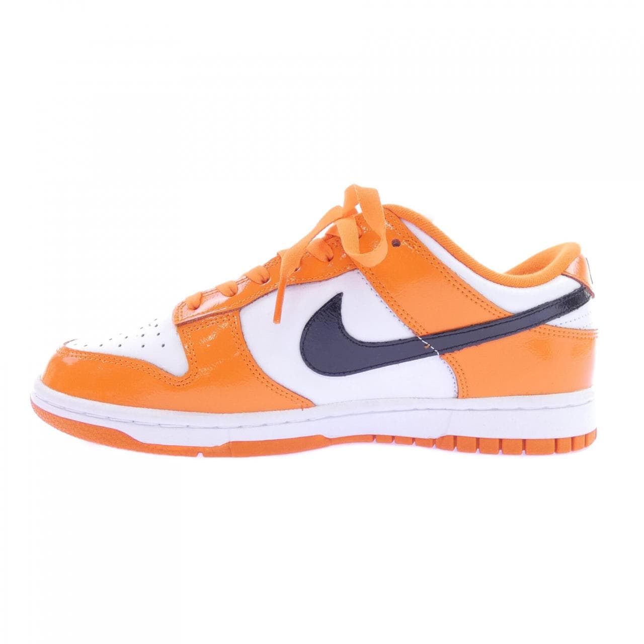 ナイキ NIKE DJ9955-800 スニーカー