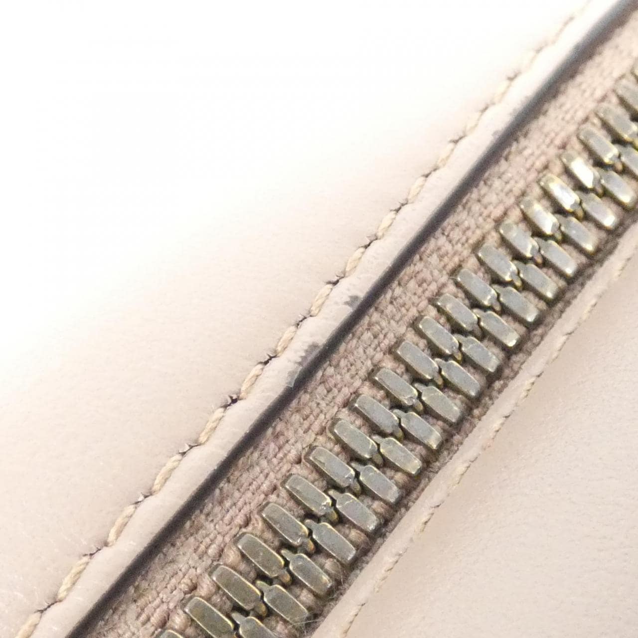 グッチ GG MARMONT 447632 DTD1T ショルダーバッグ