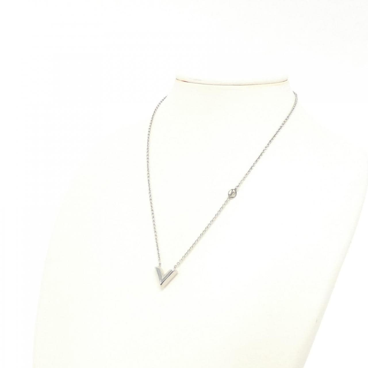 LOUIS VUITTON Necklace Essential V M63197 Necklace