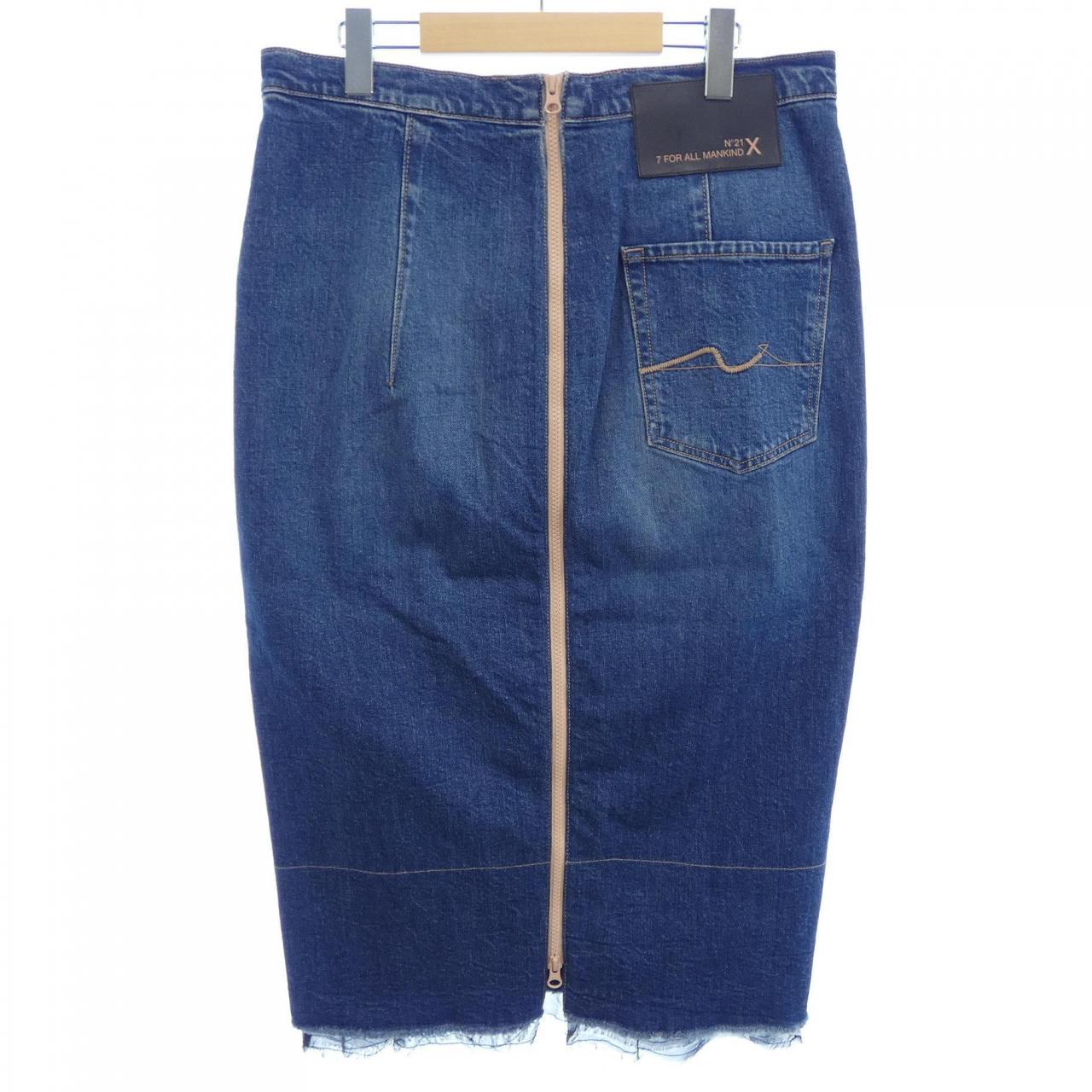 ヌメロヴェントゥーノ N°21 スカート