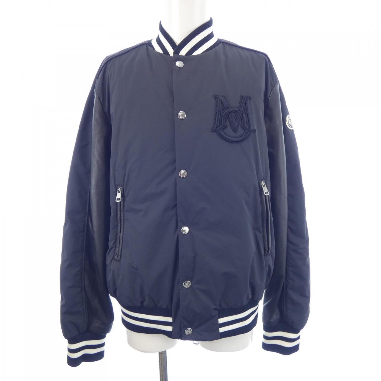 モンクレール MONCLER ダウンジャケット